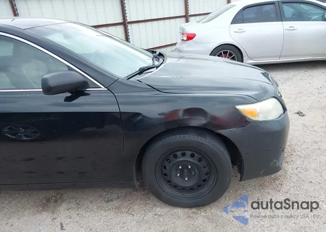 2011 Toyota Camry z USA, uszkodzony, nr VIN 4T1BF3EK9BU136072